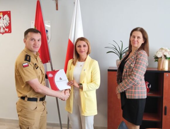 Gmina i&nbsp;Miasto Tuliszków wspiera strażaków z&nbsp;Turku