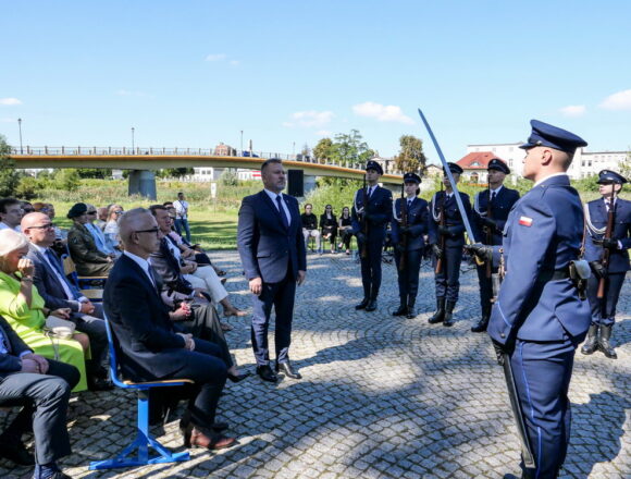 Ponad 14 700 uczniów i&nbsp;przedszkolaków rozpoczęło nowy rok szkolny