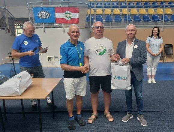 WORD Konin nagrodził laureatów konkursu podczas jubileuszowego XL Bursztynowego Rajdu Kolarskiego