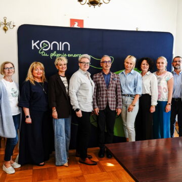 Pilotażowy projekt #Scholario w&nbsp;czterech konińskich szkołach