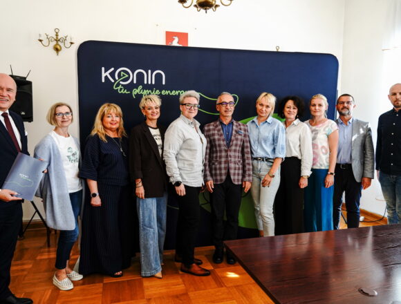 Pilotażowy projekt #Scholario w&nbsp;czterech konińskich szkołach