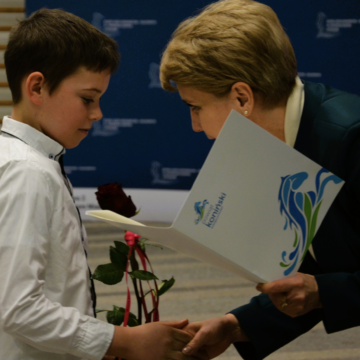 Stypendia Starosty Konińskiego wręczone w&nbsp;Żychlinie