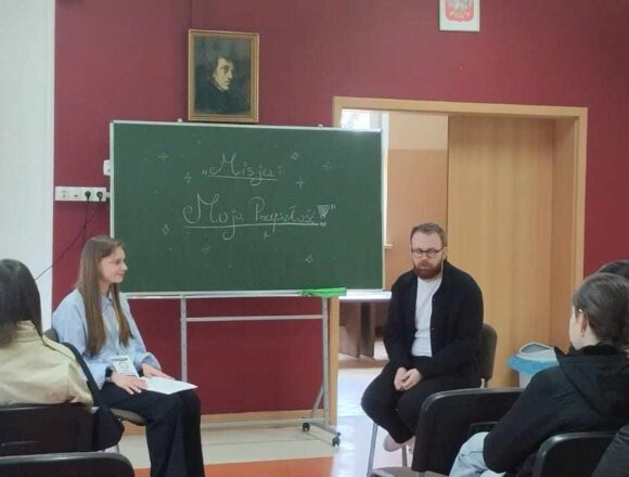 „Misja: Moja przyszłość!” – młode liderki wsparły ósmoklasistów w&nbsp;wyborze szkoły