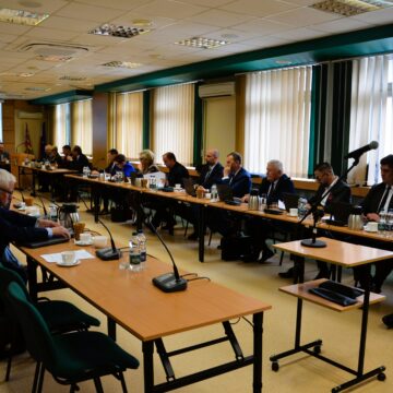 XXIV sesja Rady Powiatu Konińskiego. Kluczowe decyzje i&nbsp;inwestycje
