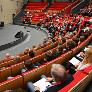 ZYB_5215 „Od programu do praktyki” – konferencja o krytycznym myśleniu już za nami!